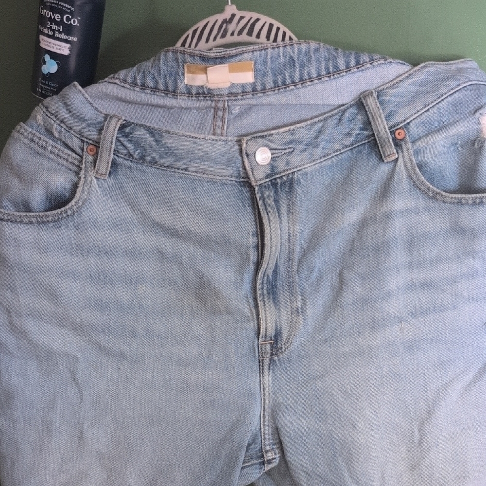 Classic Light Blue Women's Jeans